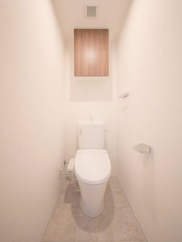 トイレ　別号室参考写真