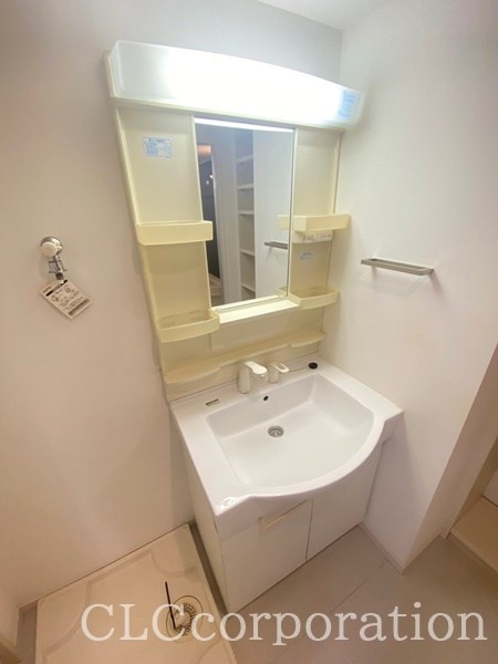 洗面設備　※参考写真