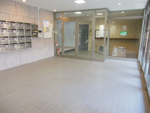 エントランス　★お部屋探しは、タウンハウジング多摩センター店へ★