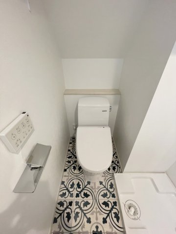 トイレ　※同物件参考写真