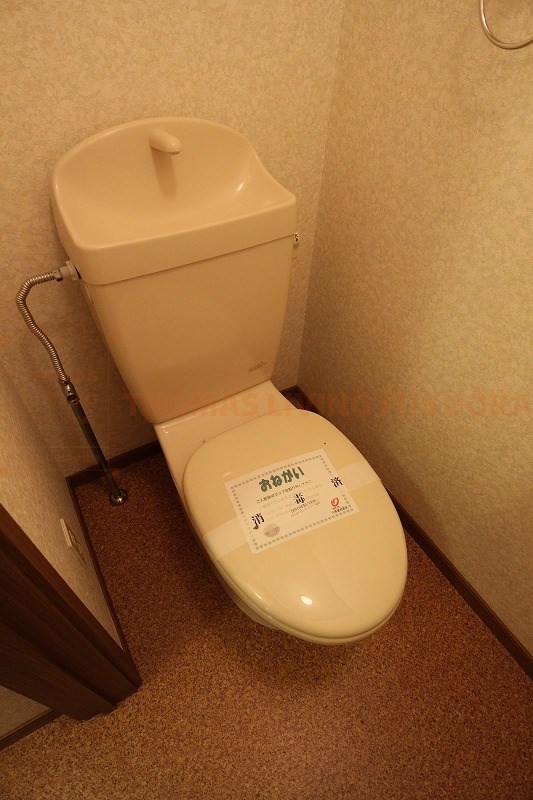 トイレ　写真は同型物件です。