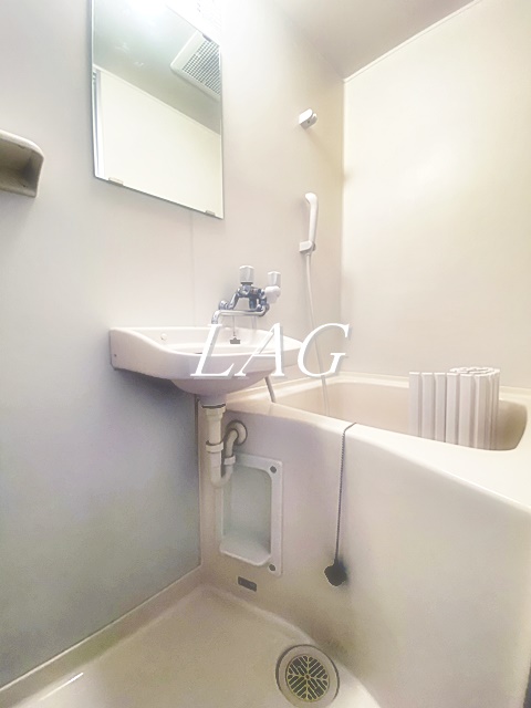 バス・シャワールーム　お風呂です。