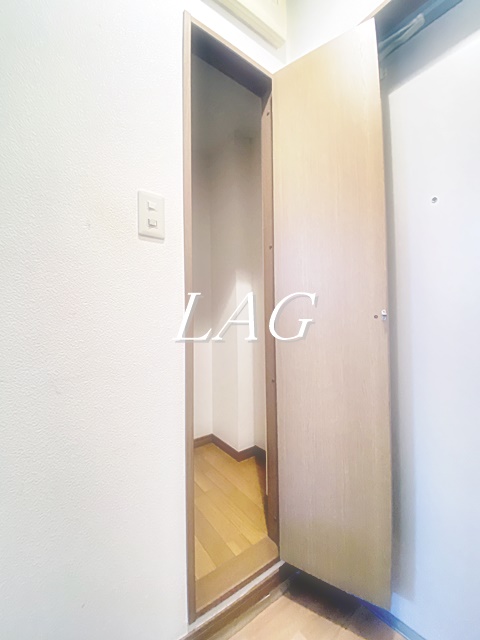 収納　シューズボックスです。