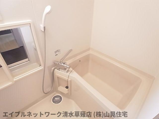 バス・シャワールーム　お風呂で日々の疲れを落としましょう