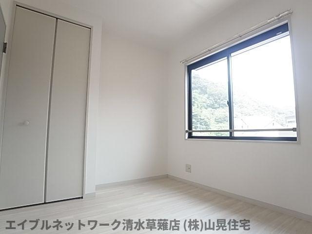 その他部屋・スペース　使い勝手のいい寝室です