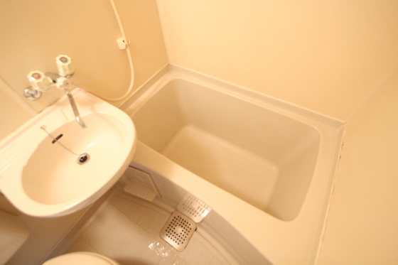 バス・シャワールーム　※別号室