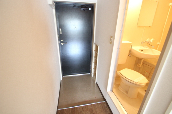 玄関　※別号室