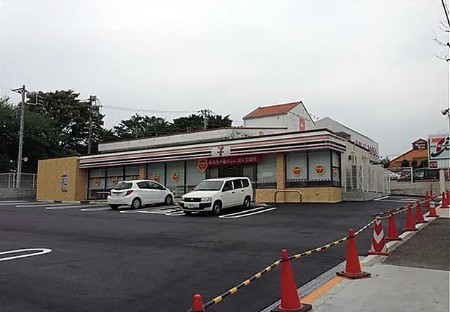 コンビニ　セブン-イレブン 町田成瀬駅北店（コンビニ）まで284m