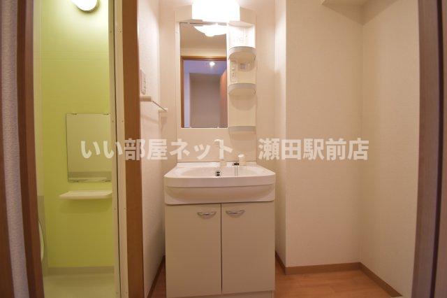 洗面設備　同仕様写真