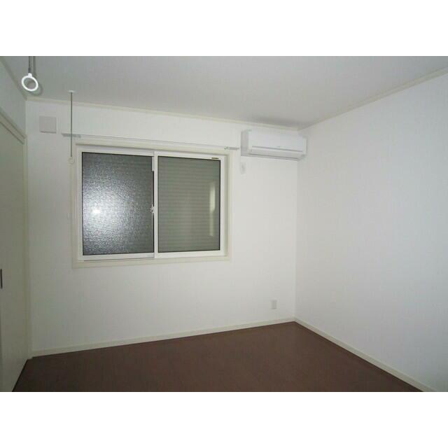 その他部屋・スペース　使い勝手のいい寝室です