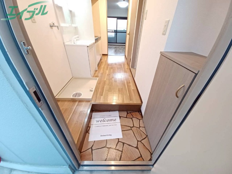 玄関　同型参考写真