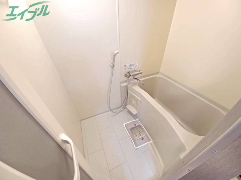 バス・シャワールーム　同型参考写真