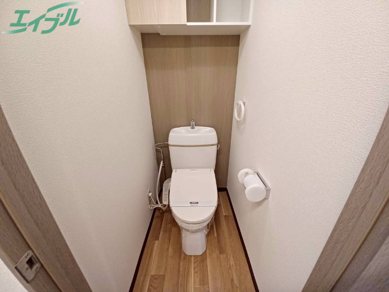 トイレ　同型参考写真