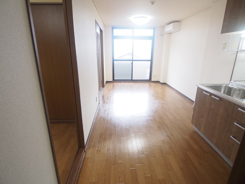 居室・リビング　同仕様写真