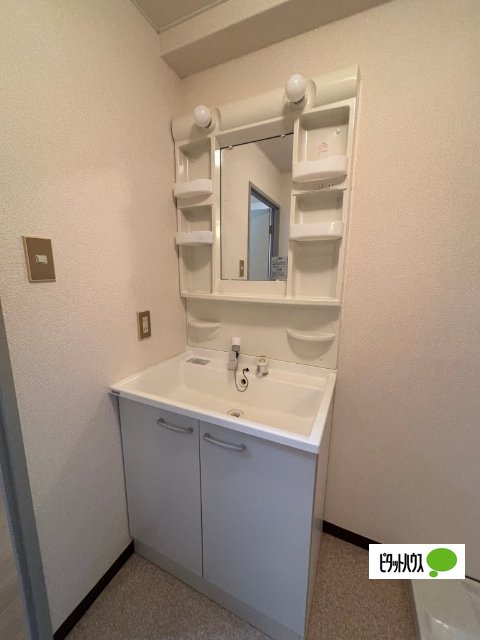 洗面設備　同一タイプ※備品は除く