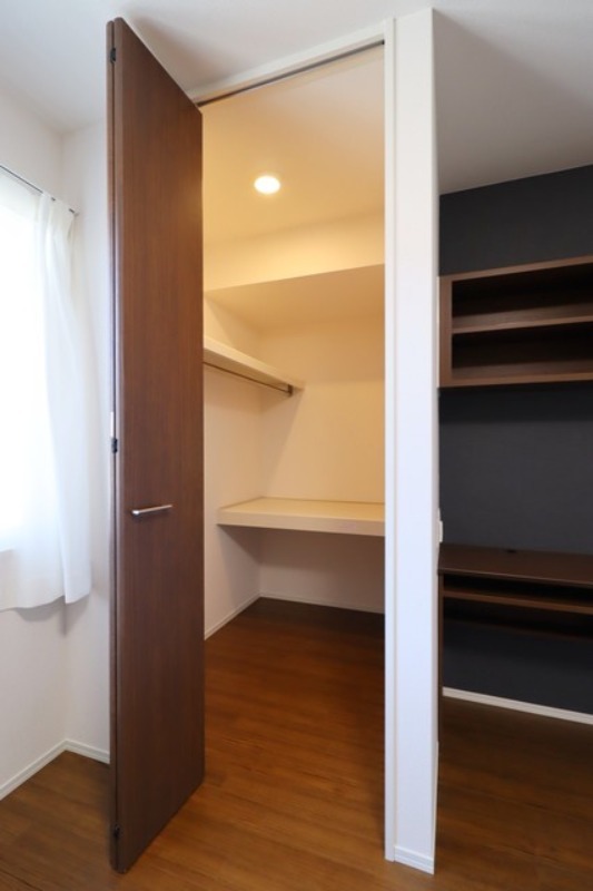 収納　図面と現状に相違がある場合には現状を優先