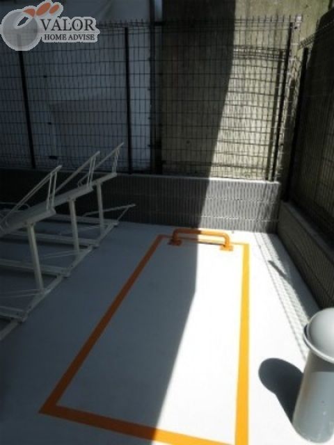 駐車場　バイク置き場