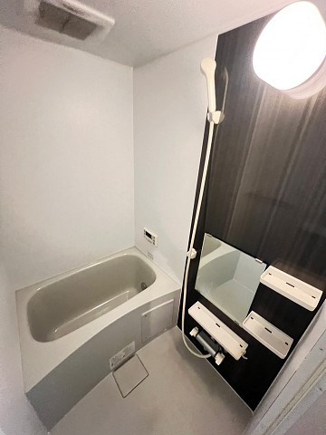 バス・シャワールーム　お風呂で日々の疲れを落としましょう