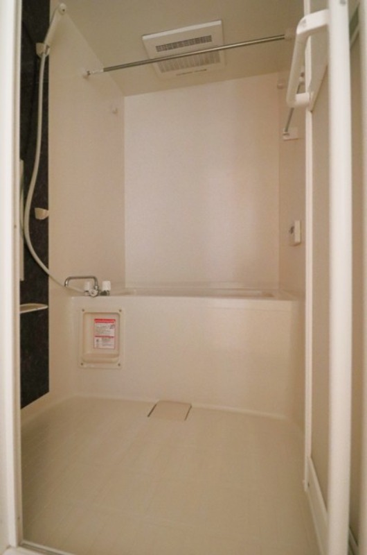 バス・シャワールーム　図面と現状に相違がある場合には現状を優先