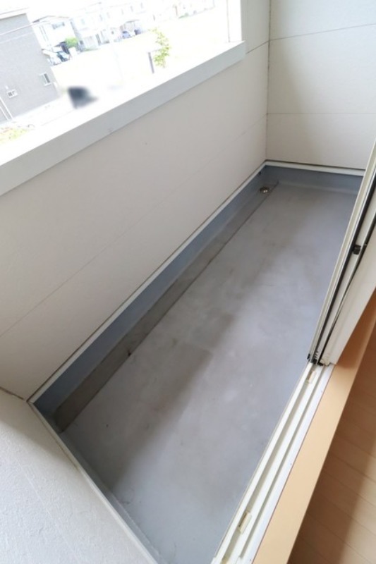 バルコニー　図面と現状に相違がある場合には現状を優先