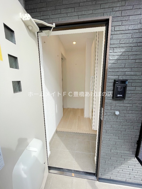 玄関　同型完成モデル