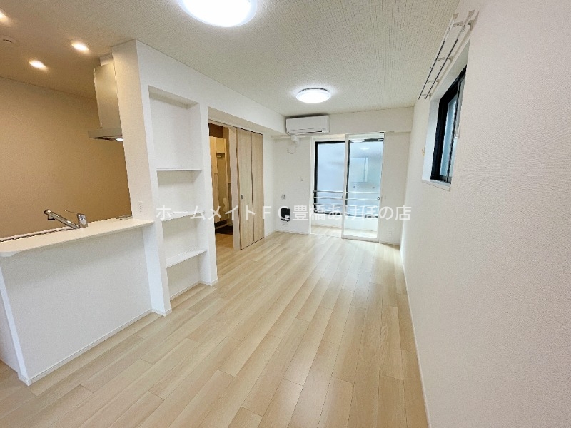 居室・リビング　同型完成モデル