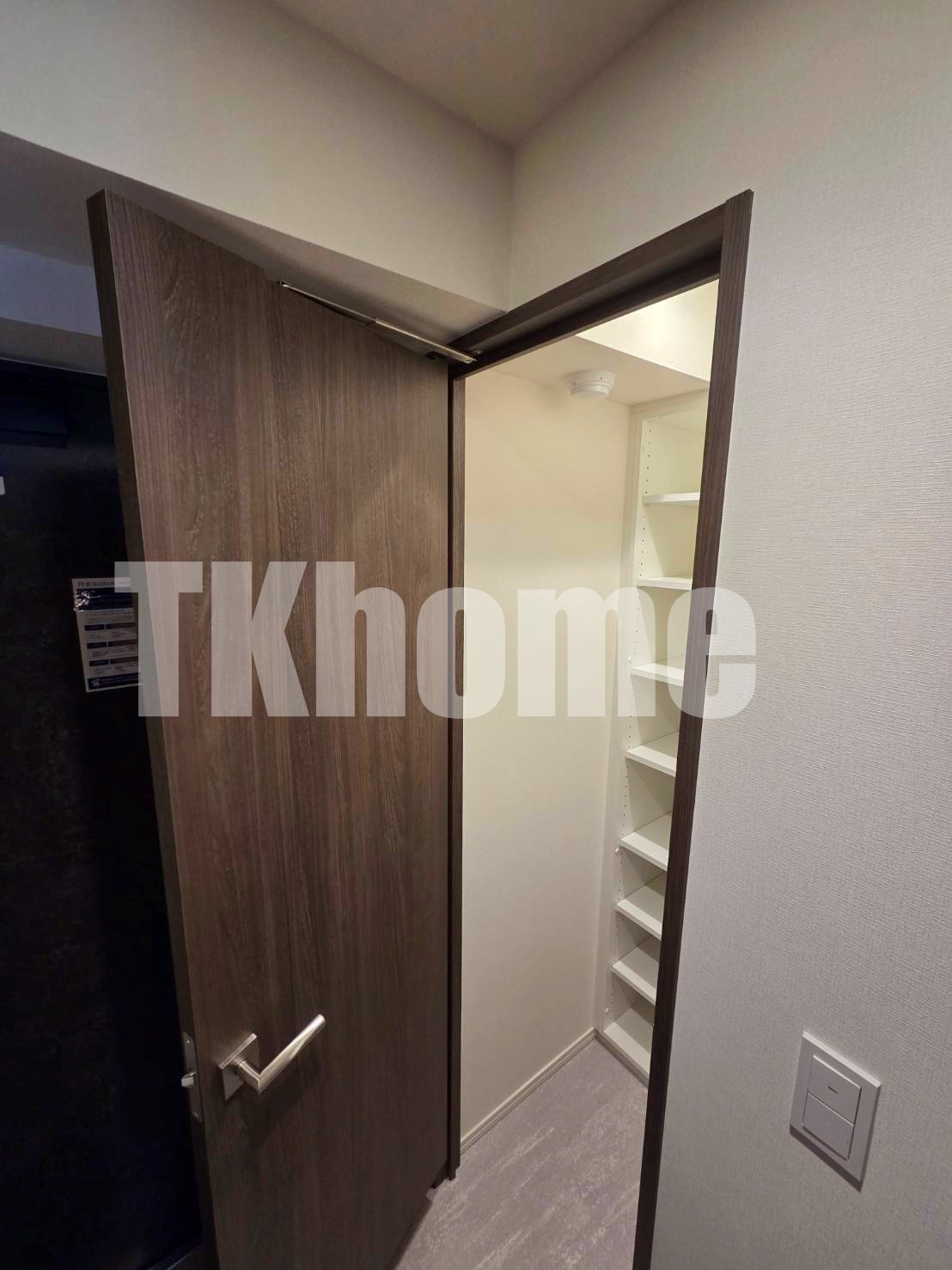 玄関　シューズインクローク