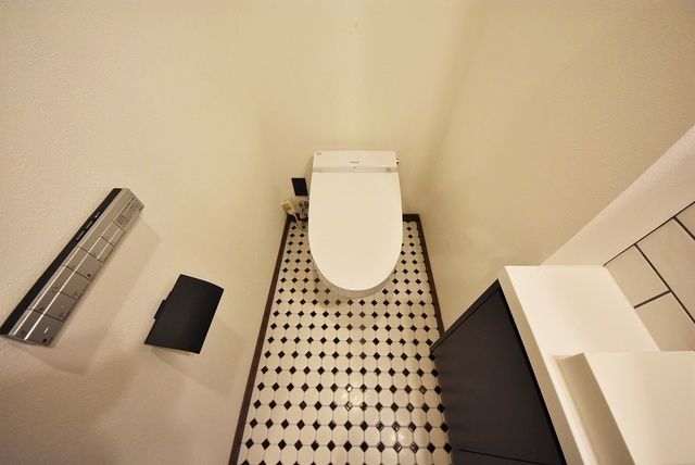 トイレ　トイレ