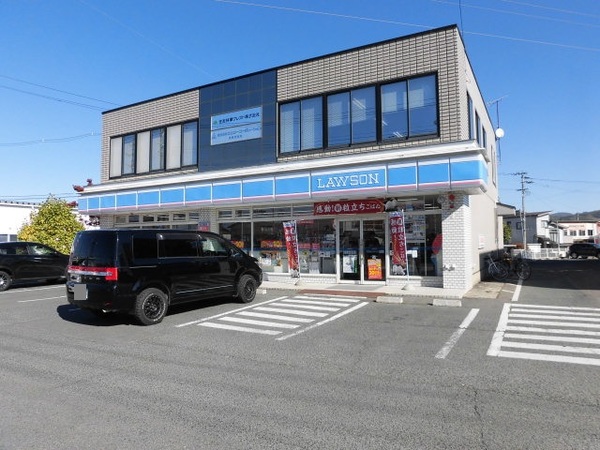 コンビニ　ローソン盛岡南仙北店（コンビニ）まで296m