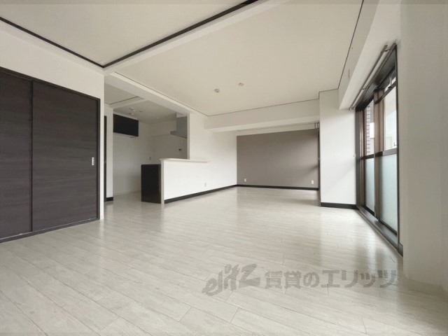 居室・リビング　リビング