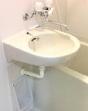 洗面設備　(同一仕様写真)