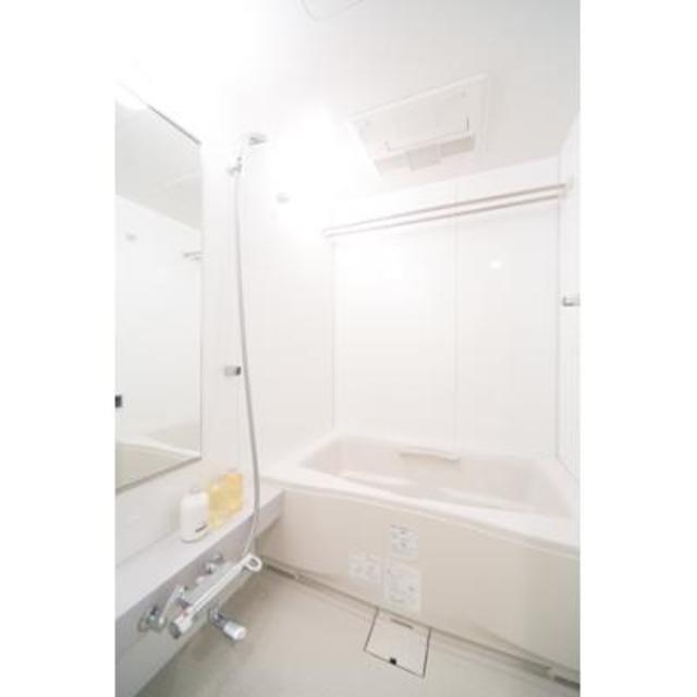 バス・シャワールーム　※写真は同タイプ住戸です。