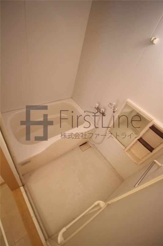 バス・シャワールーム　別号室の写真です