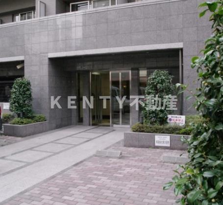 エントランス　ゆとりのあるエントランスです