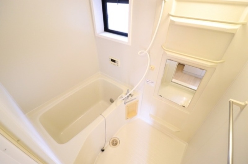 バス・シャワールーム　図面と現状に相違がある場合には現状を優先