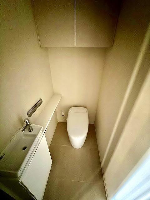 トイレ　清潔感のあるトイレです