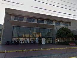 図書館　善通寺市立図書館（図書館）まで631m