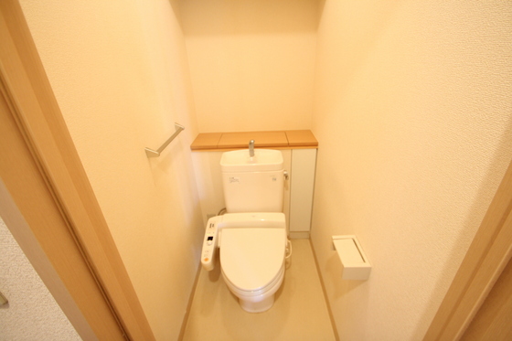 トイレ　※別部屋の写真です