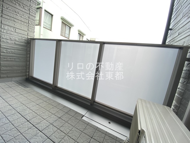 バルコニー　バルコニー付！お天気のいい日は洗濯物も気持ちよく干せますね！