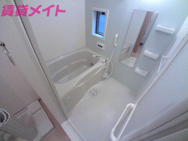 バス・シャワールーム　同物件別室写真