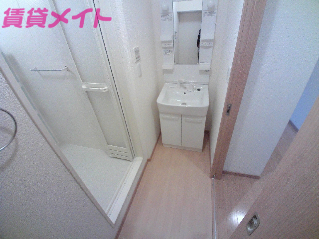 洗面設備　同物件別室写真