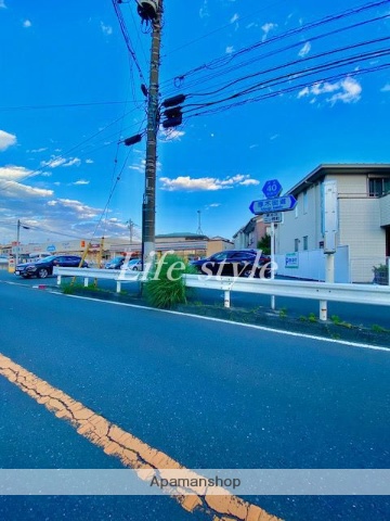 コンビニ　セブンイレブン（コンビニ）まで500m