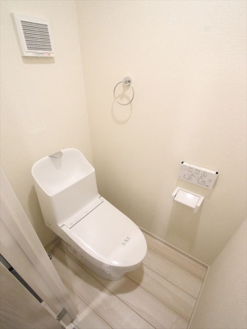 トイレ　ウォシュレット付のトイレ