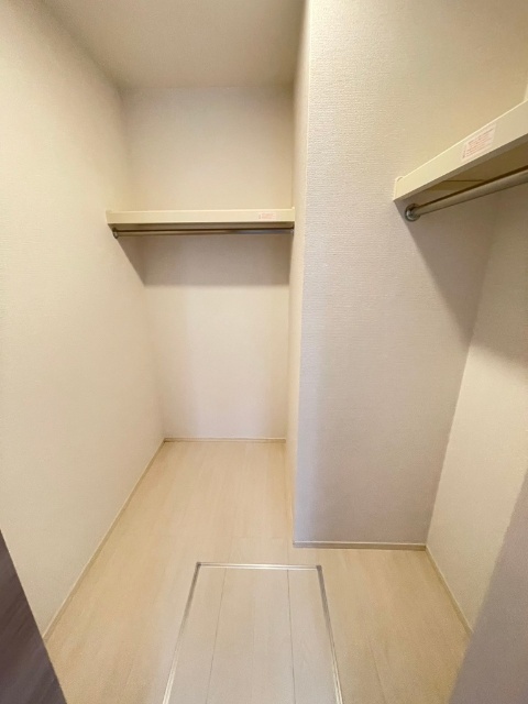 収納　ウォークインクローゼット