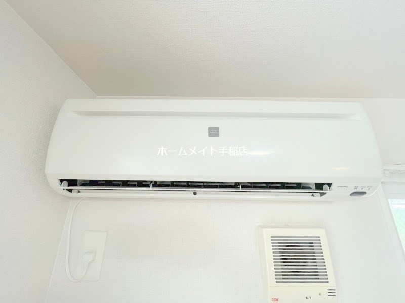 その他設備　エアコン付で快適な夏を！
