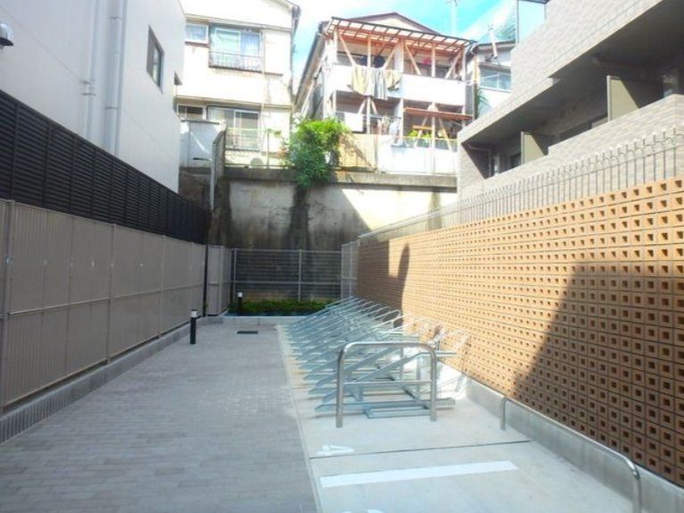 その他　エントランス