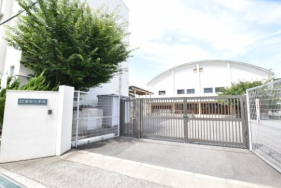 小学校　高石市立高石小学校（小学校）まで570m