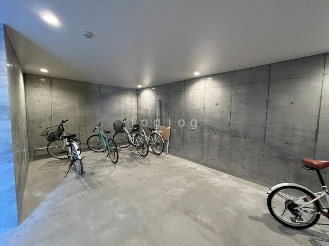 その他共有部分　屋内駐輪場