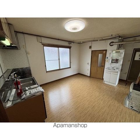 地下鉄南北線 真駒内駅 バス乗車時間：15分 最寄りバス停で下車 徒歩3分 2階建 築47年のその他写真
