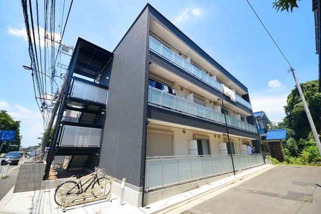 建物外観　★陽当たりの良さが良くわかりますね★
